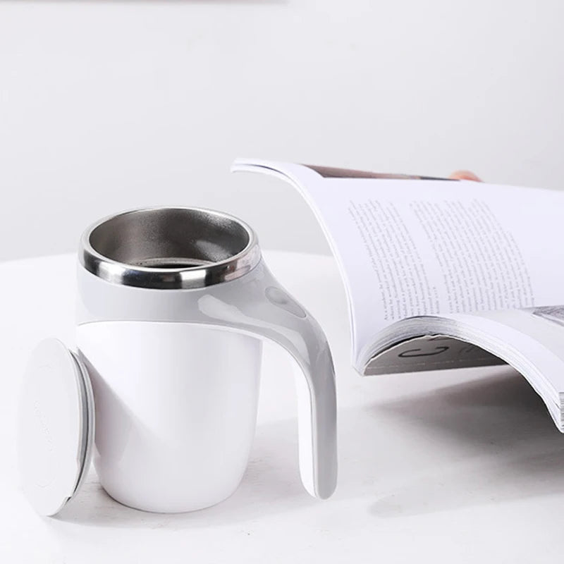 Stirring cup